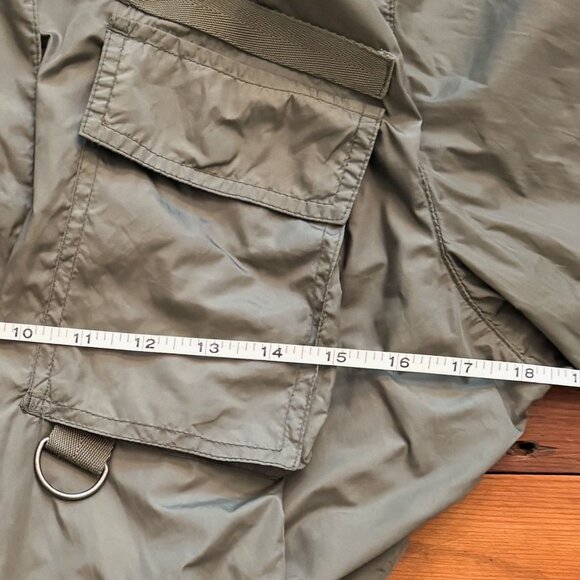 WOMENS GAP LIGHTWEIGHT, PACKABLE UTILITY STYLE WINDBREAKER JACKET W/ HOOD SIZE L - Picture 7 of 8